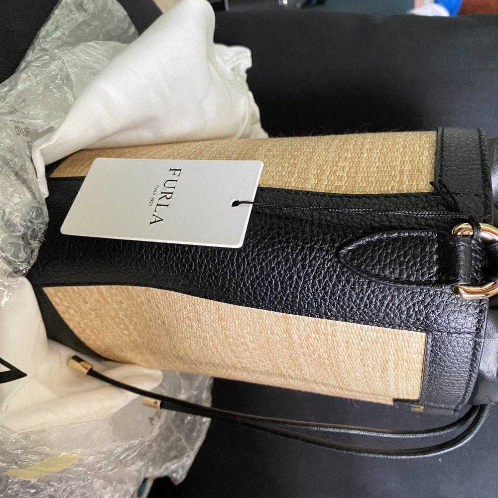 Furla bag - Picture 4 of 9